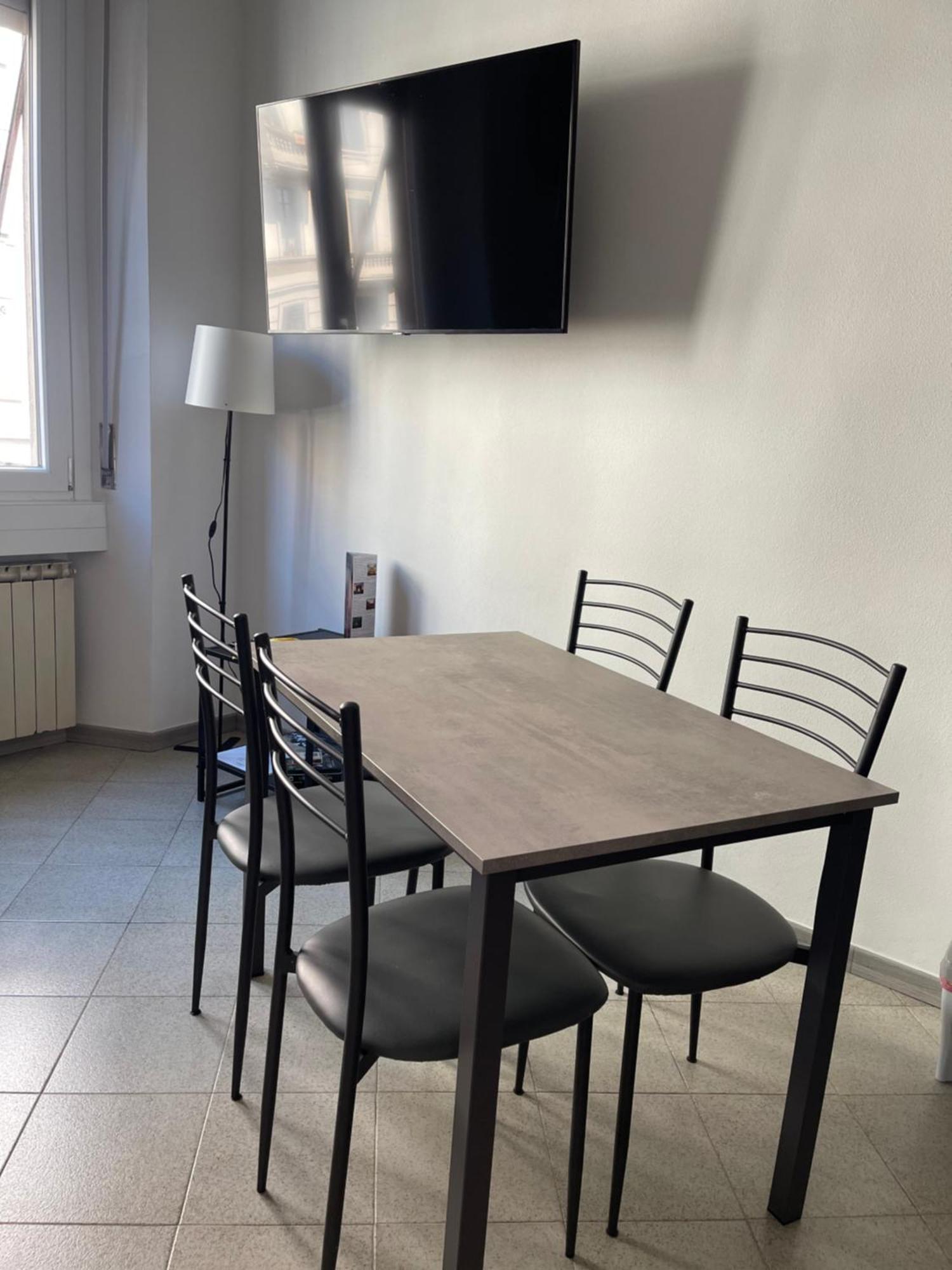 Bilocale Zona Navigli Apartment Milan Luaran gambar